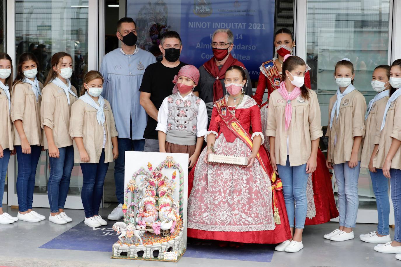 Fotos: La falla Almirante Cadarso consigue el Ninot Indultat Infantil de las Fallas 2021 por segundo año consecutivo