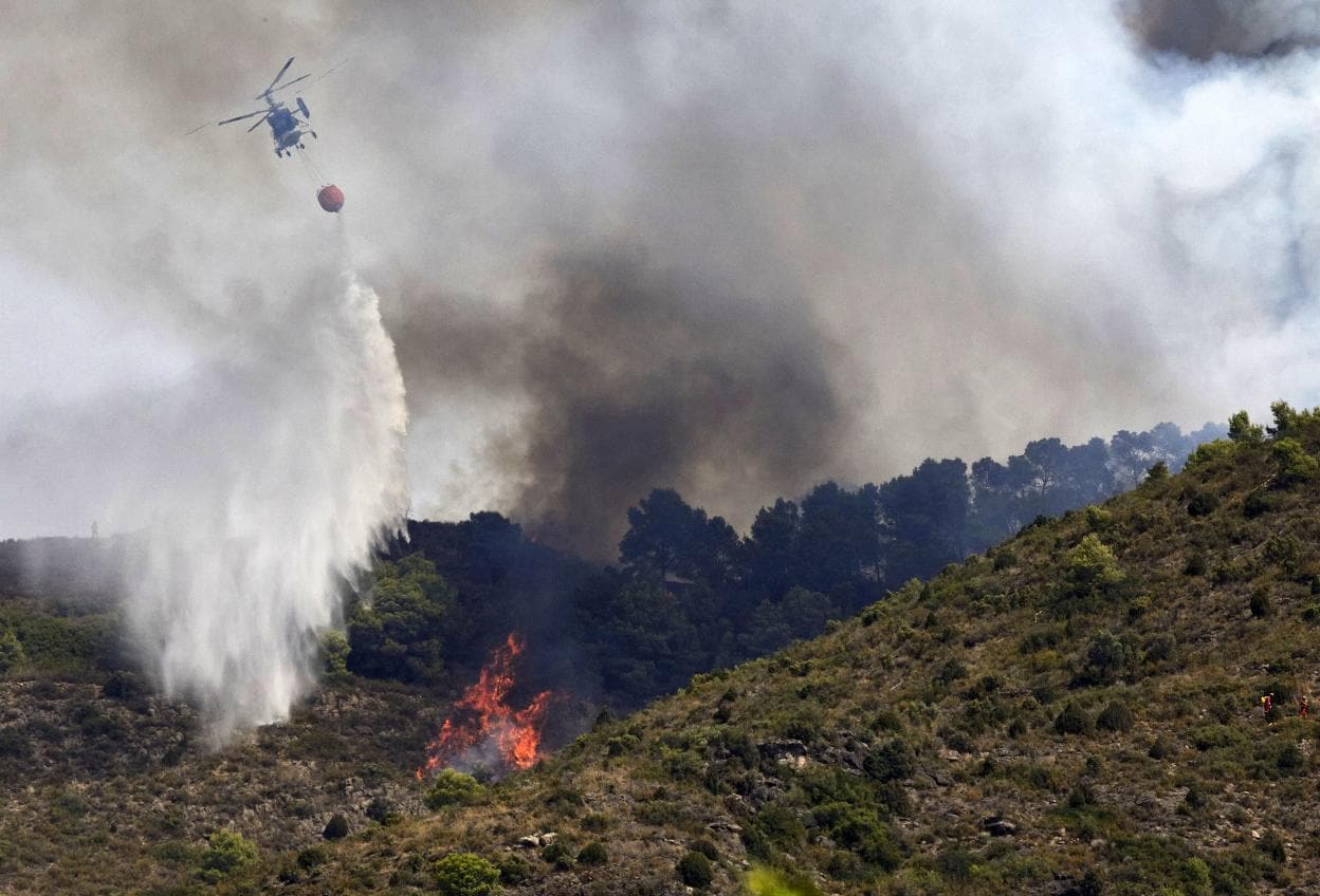 Extinguido El Incendio De Azuébar 18 Días Después De La Caída De Un ...