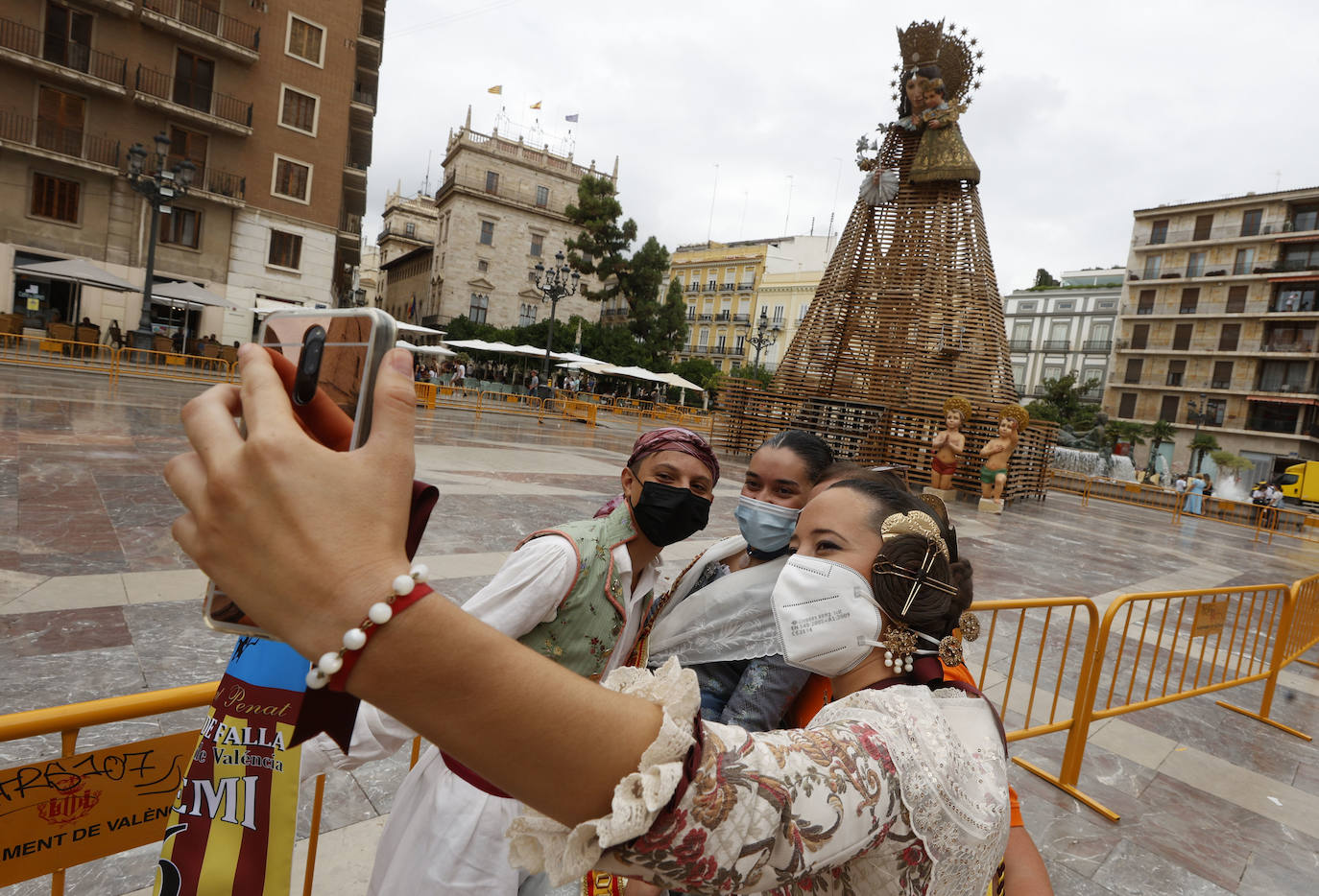 Fotos: Las imágenes más atípicas de las Fallas de 2021