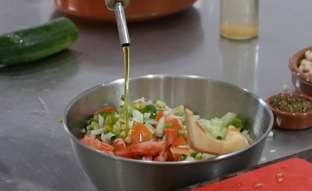 La receta de Fray Ángel: ensalada de pochas