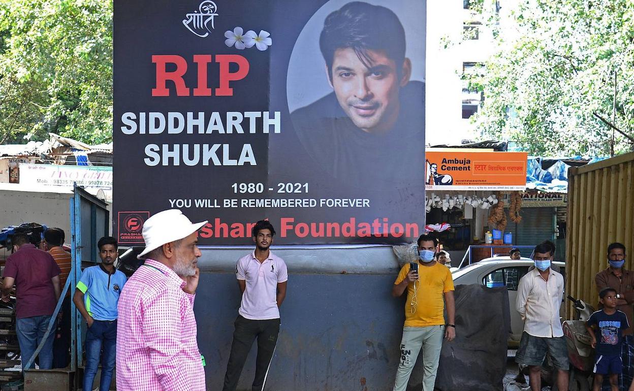 Recuerdo al actor Siddharth Shukla en Mumbai.