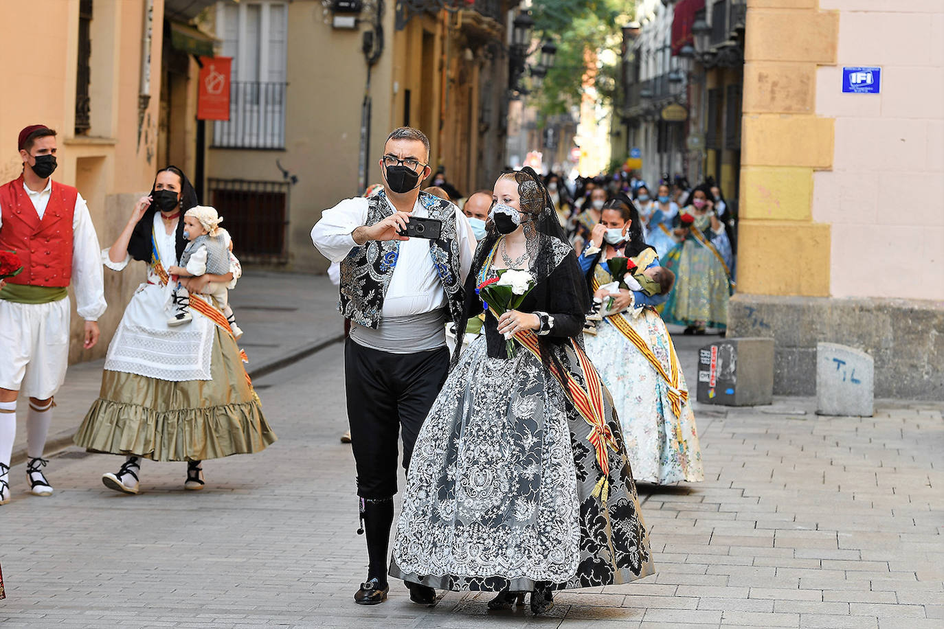 Fotos: Búscate en la Ofrenda de este sábado 4 de septiembre por la calle Caballeros de Valencia