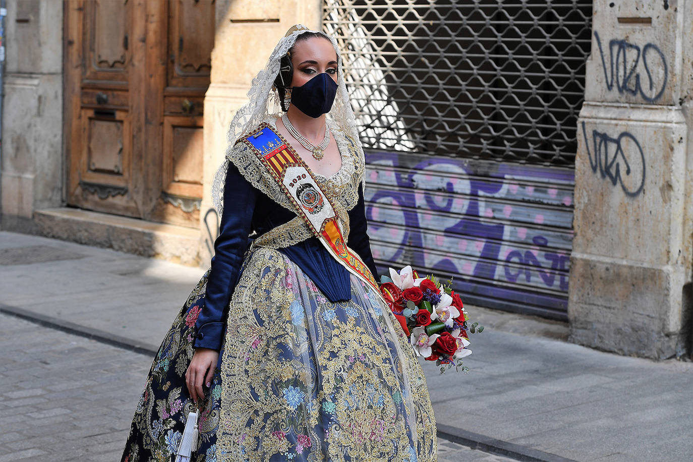 Fotos: Búscate en la Ofrenda de este sábado 4 de septiembre por la calle Caballeros de Valencia