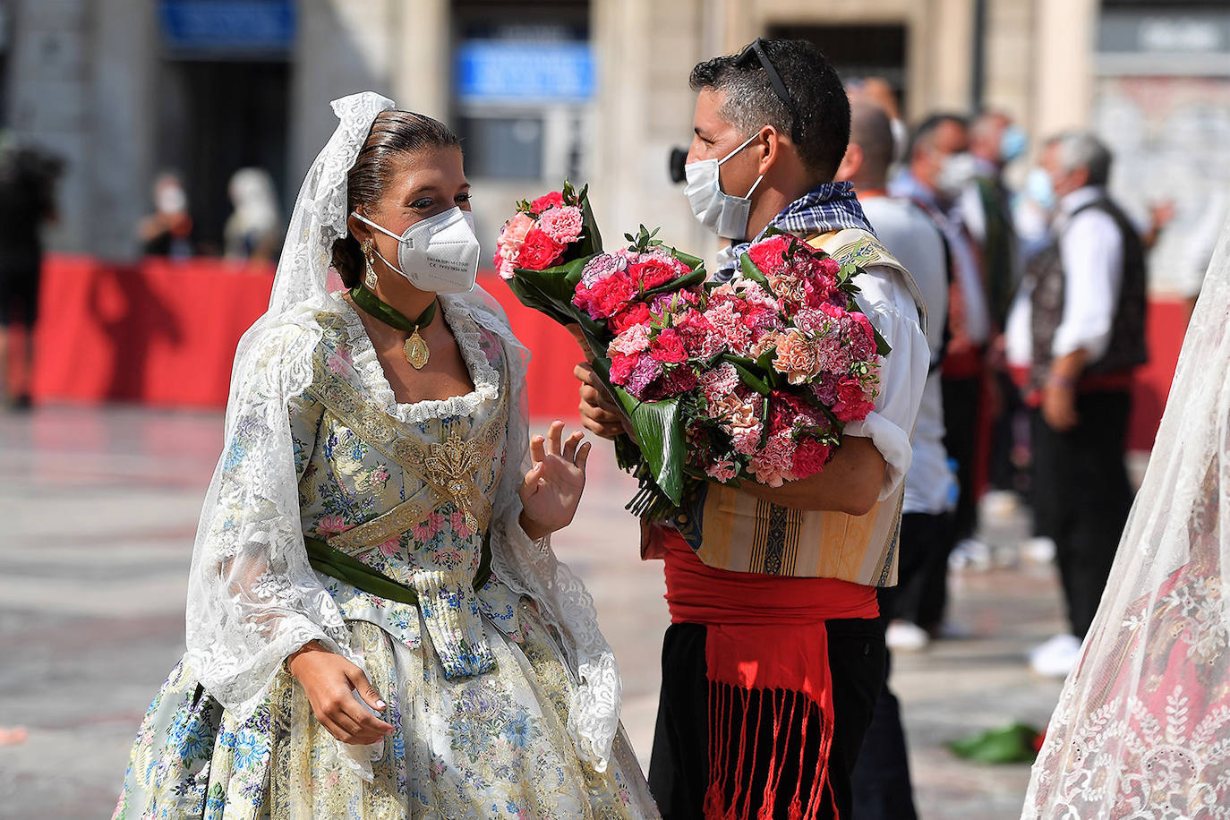 Fotos: Búscate en la Ofrenda de este sábado 4 de septiembre por la calle Caballeros de Valencia