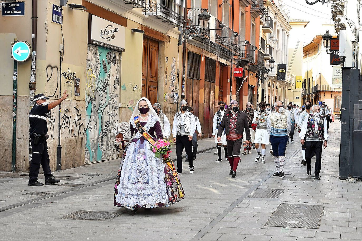 Fotos: Búscate en la Ofrenda de este sábado 4 de septiembre por la calle Caballeros de Valencia