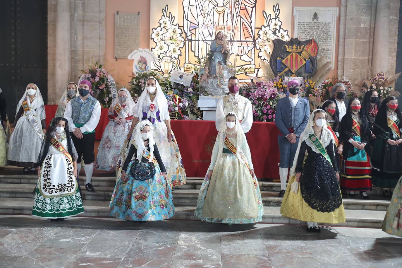 Los falleros se reencuentran con la Virgen este viernes 3 de septiembre, en las que pasarán a la historia como las Fallas más atípicas por las restricciones de la pandemia. Las comisiones vuelven a recorrer las calles de Valencia tras la cancelación de las fiestas el pasado 2020.