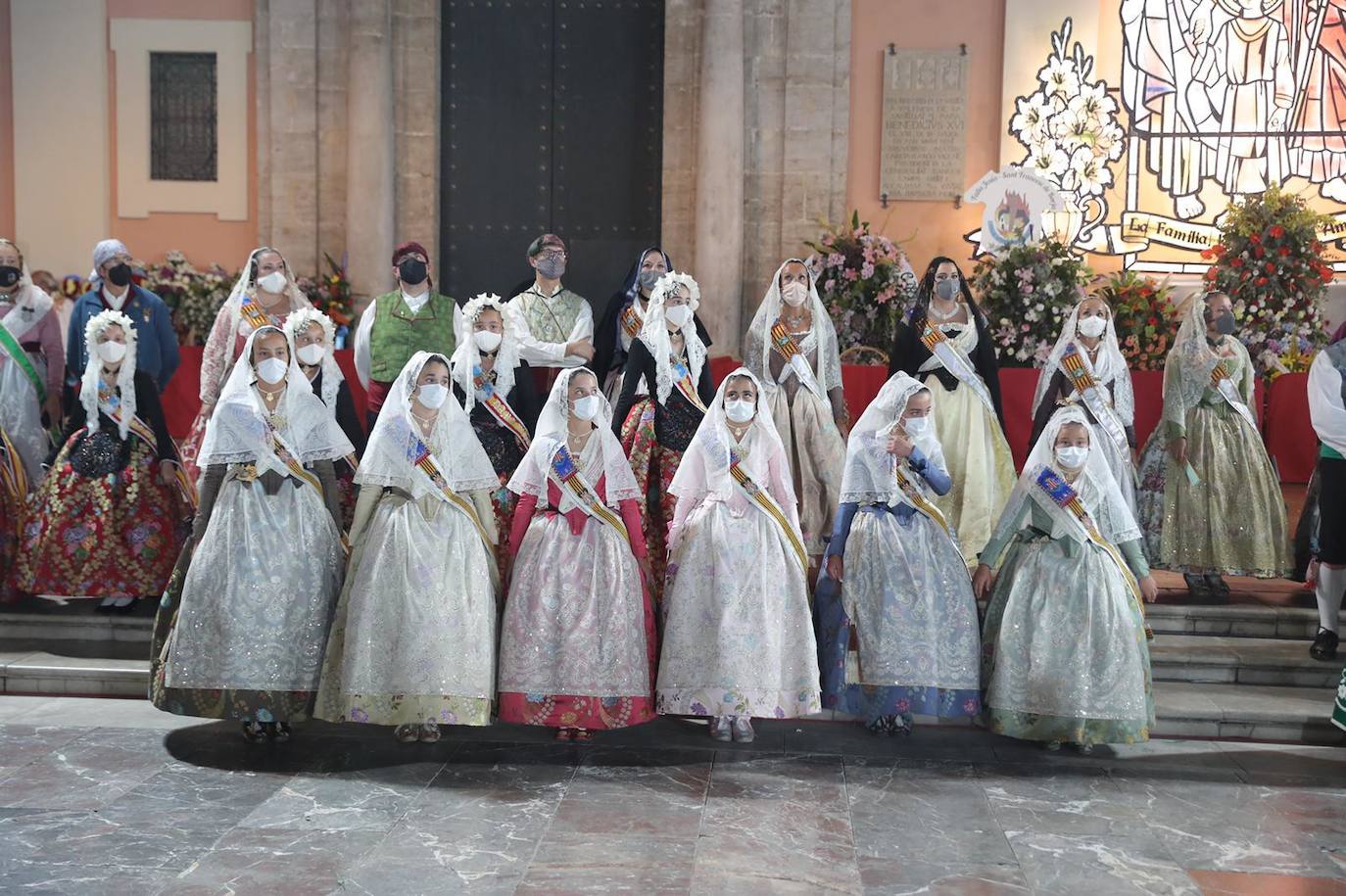 Los falleros se reencuentran con la Virgen este viernes 3 de septiembre, en las que pasarán a la historia como las Fallas más atípicas por las restricciones de la pandemia. Las comisiones vuelven a recorrer las calles de Valencia tras la cancelación de las fiestas el pasado 2020.