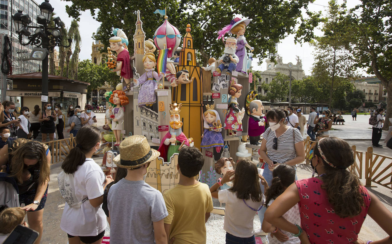 Fotos: Fallas 2021: El ambiente fallero inunda las calles de Valencia