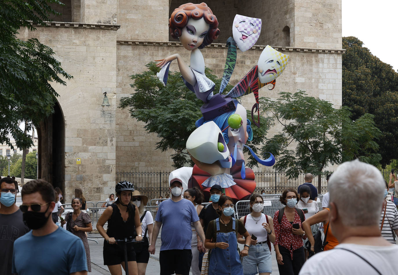 Fotos: Fallas 2021: El ambiente fallero inunda las calles de Valencia