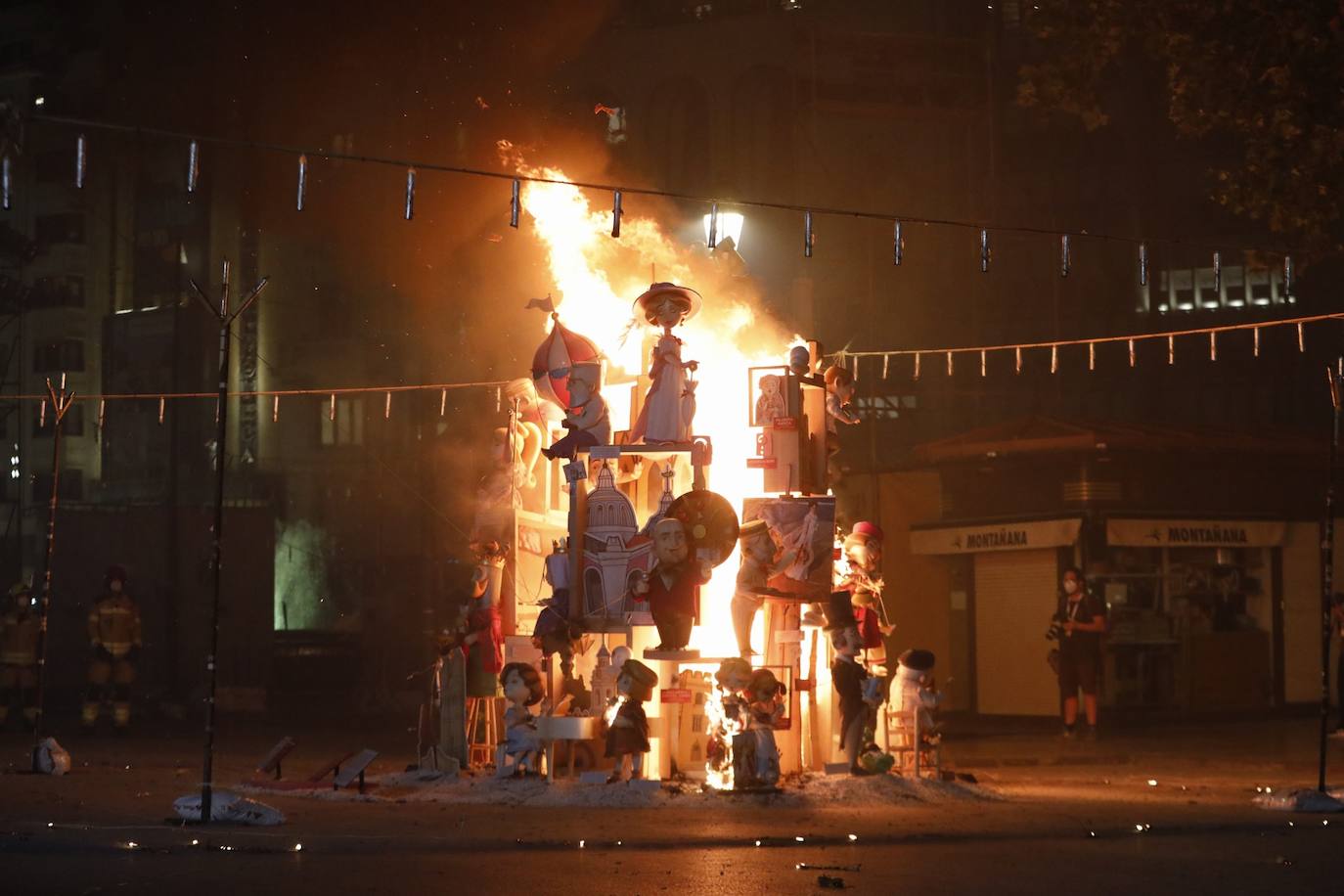 Fotos: Cremà de las Fallas de 2021