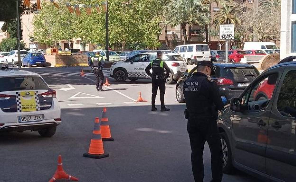 Un control de la Policía Local de Xirivella. 