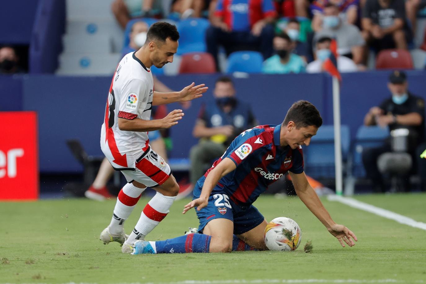 Fotos: Las mejores imágenes del Levante UD-Rayo Vallecano