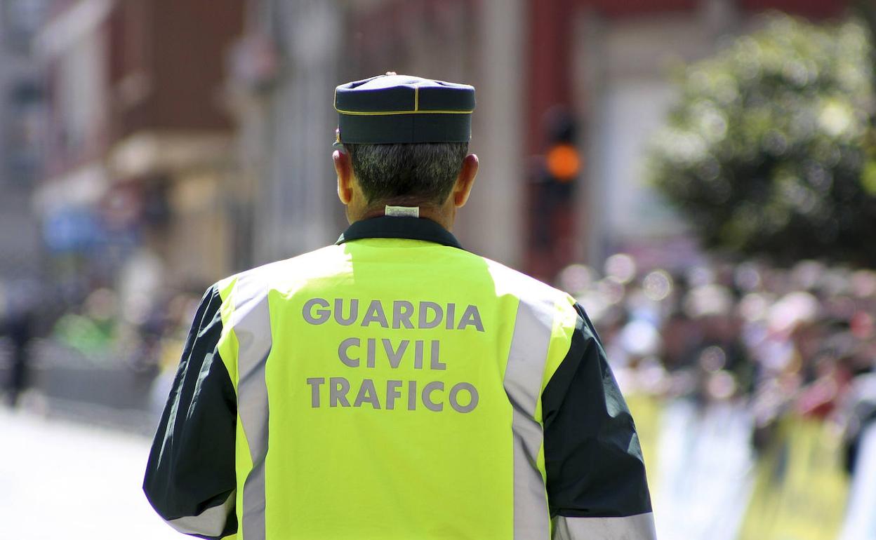 Los agentes reforzarán la vigilancia en las carreteras durante una semana. 