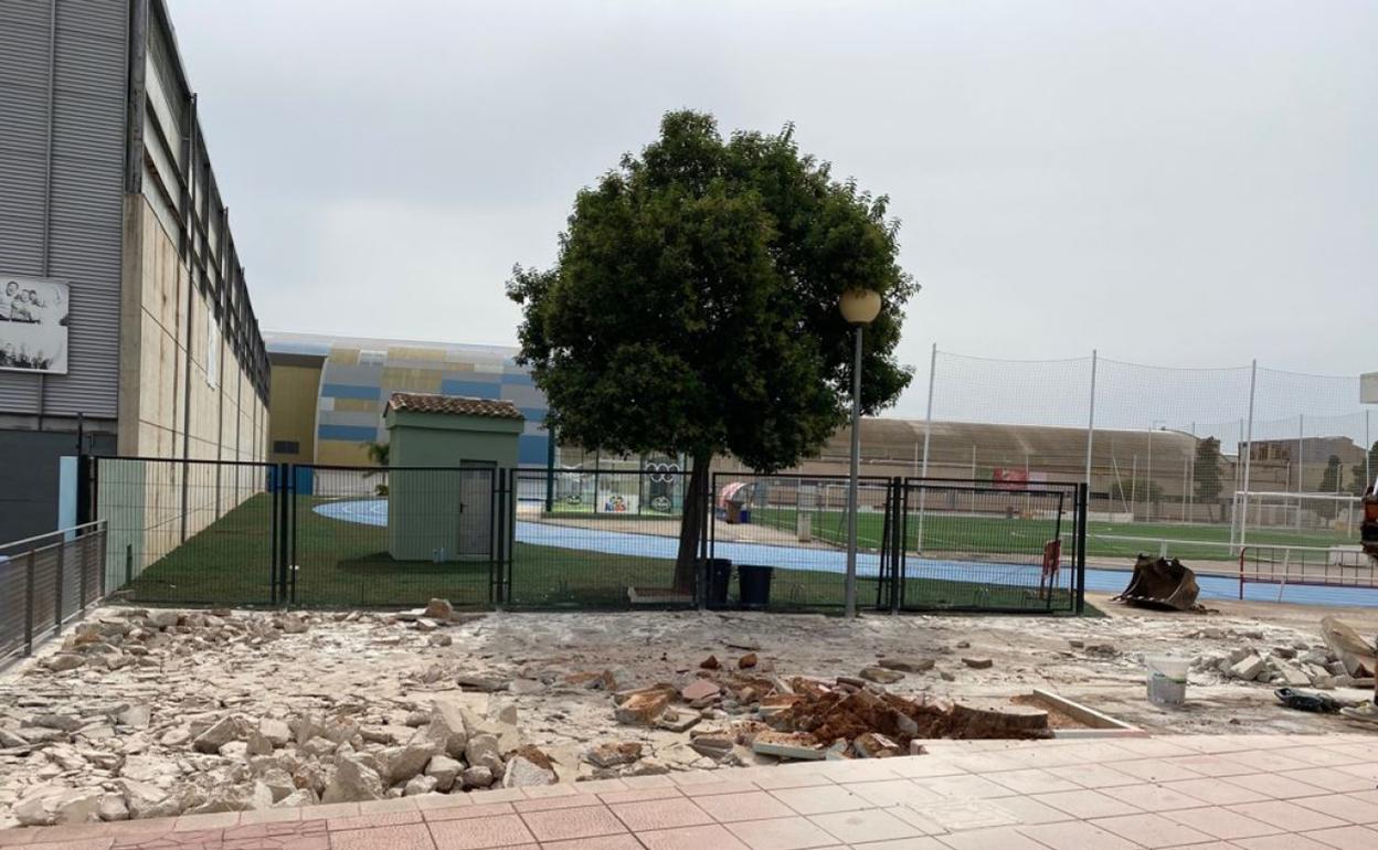 Obras de acceso a las instalaciones deportivas de Benifaió.