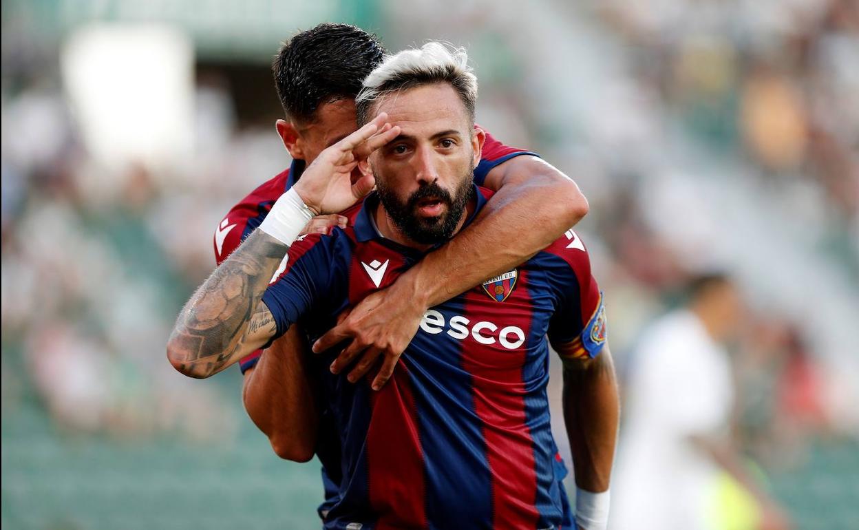 Morales celebra el gol del empate