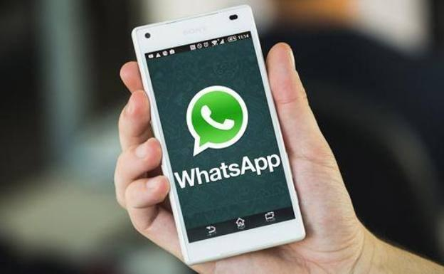 Alerta por una estafa que suplanta a WhatsApp con supuestas copias de conversaciones y llamadas