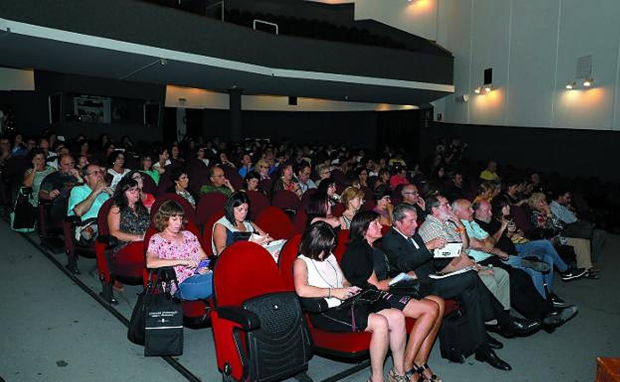 Asistentes a una edición anterior del congreso de l'Alcúdia. 