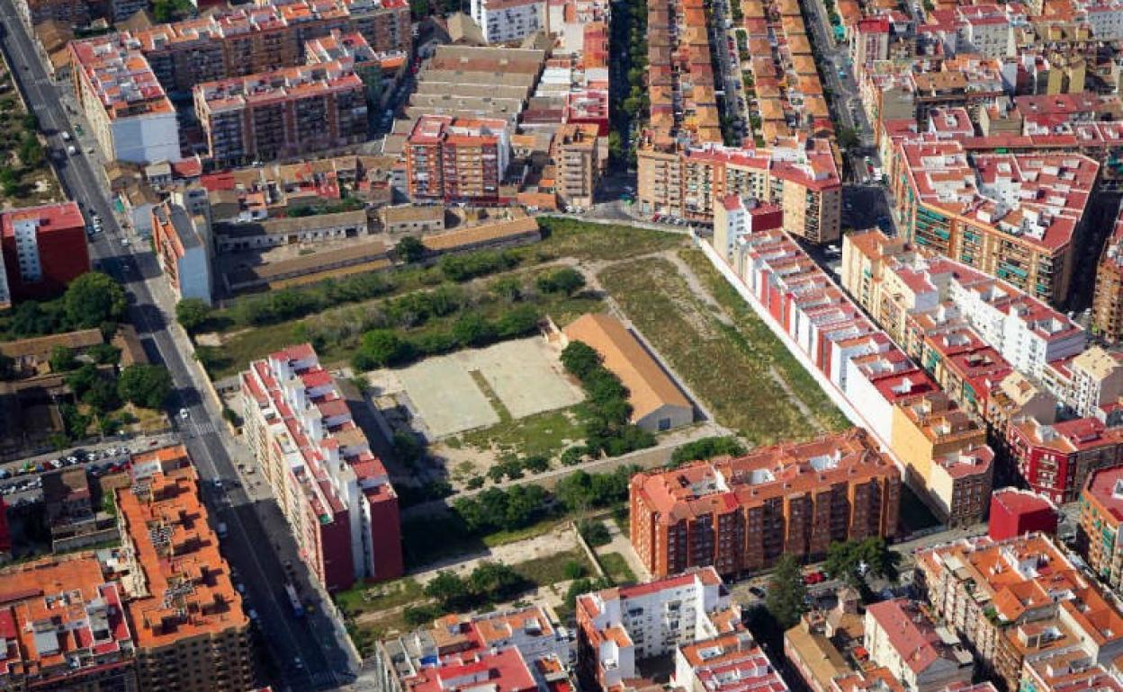 Los terrenos que abarca el PAI son los comprendidos entre las calles Sant Vicente, Uruguay, Francesc Climent y Dolores Alcaide. 