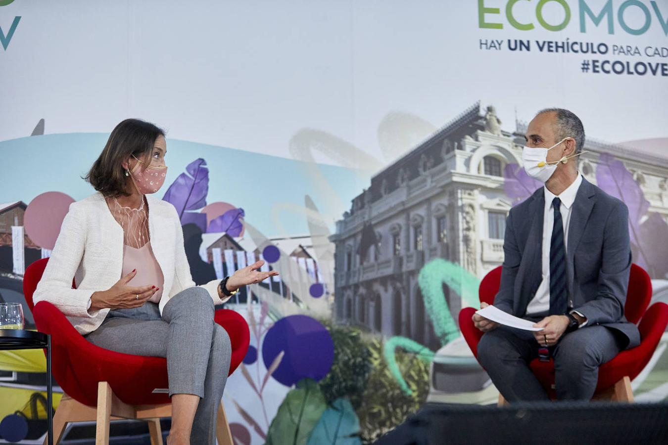 Fotos: La participación de Reyes Maroto en el Foro ECOMOV, en imágenes