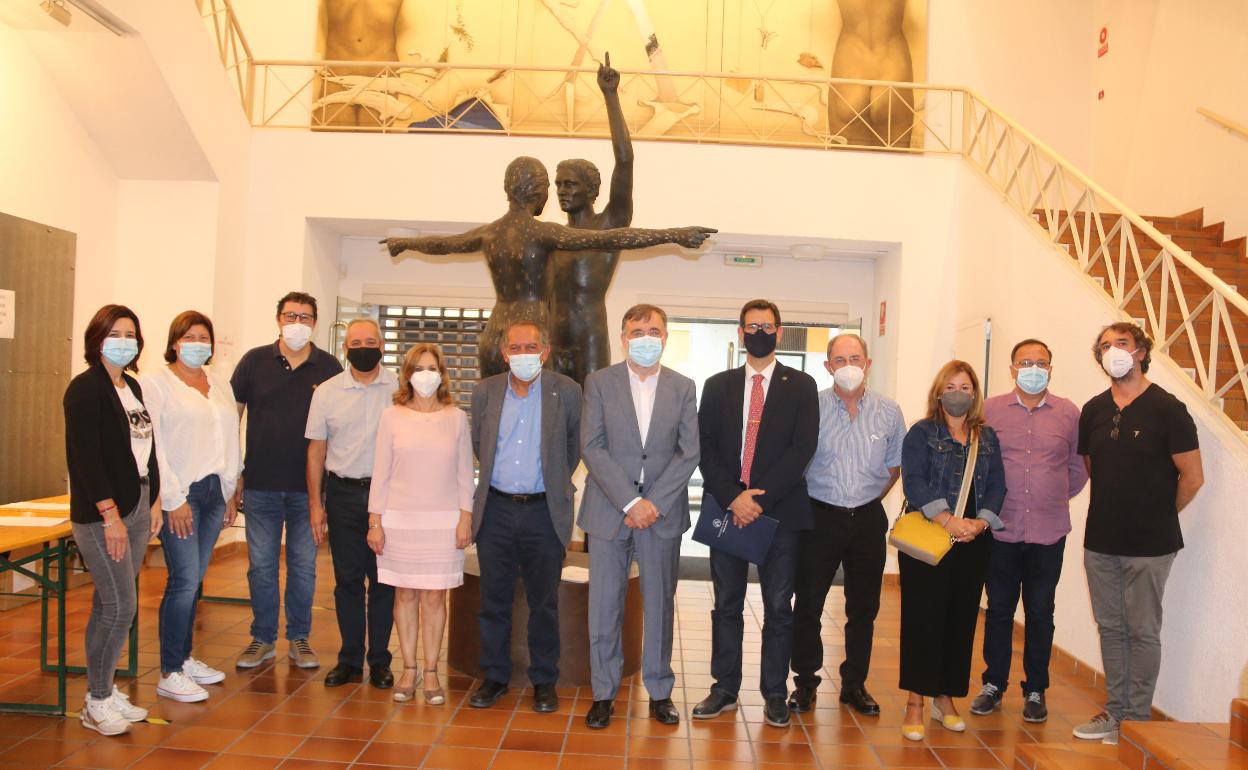 Autoridades y profesionales en el congreso de l'Alcúdia. 