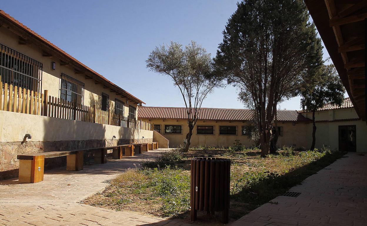 Las instalaciones del albergue de La Costera. 