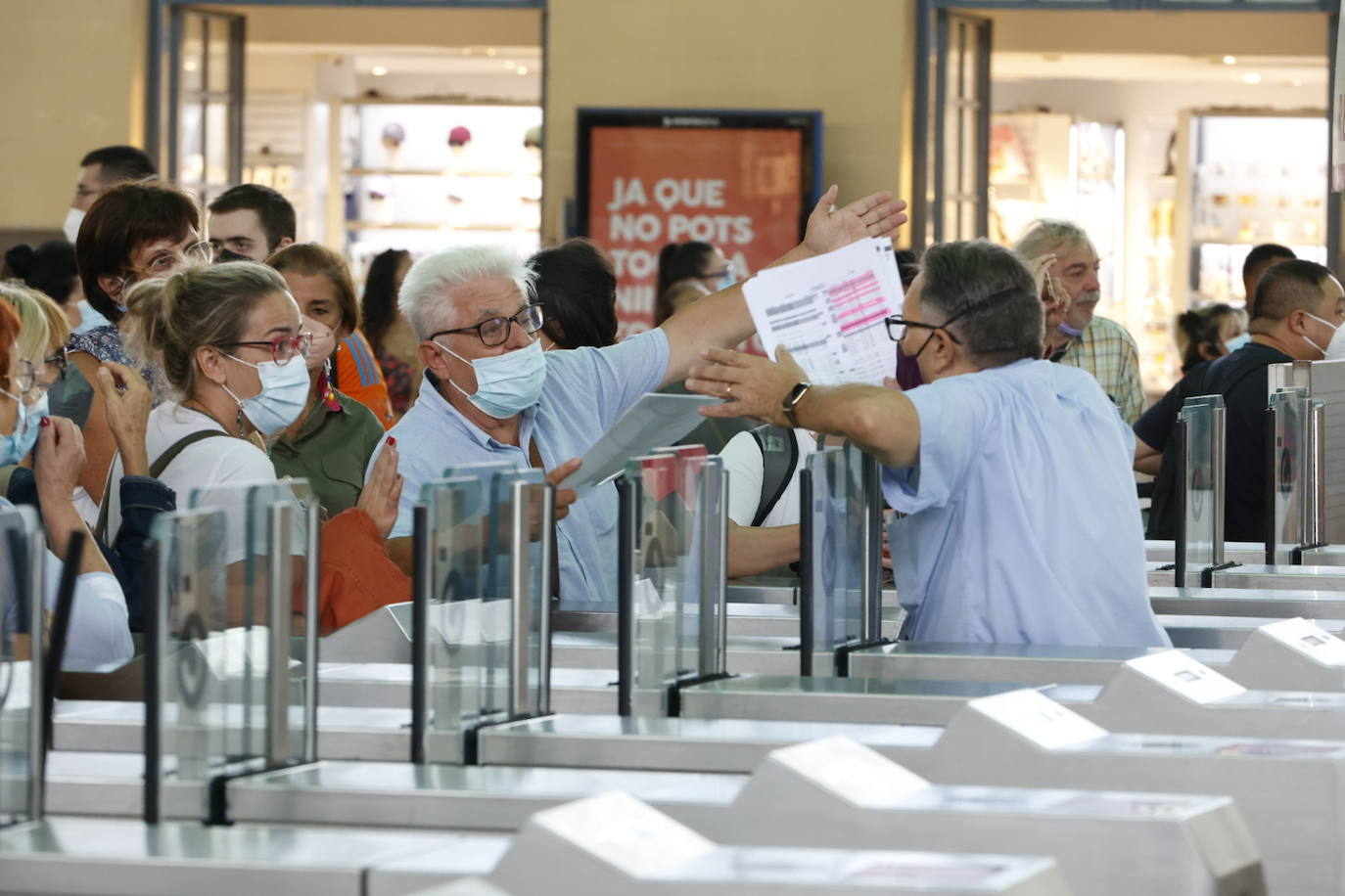 Fotos: La huelga de maquinistas de Renfe provoca cancelaciones en plena hora punta