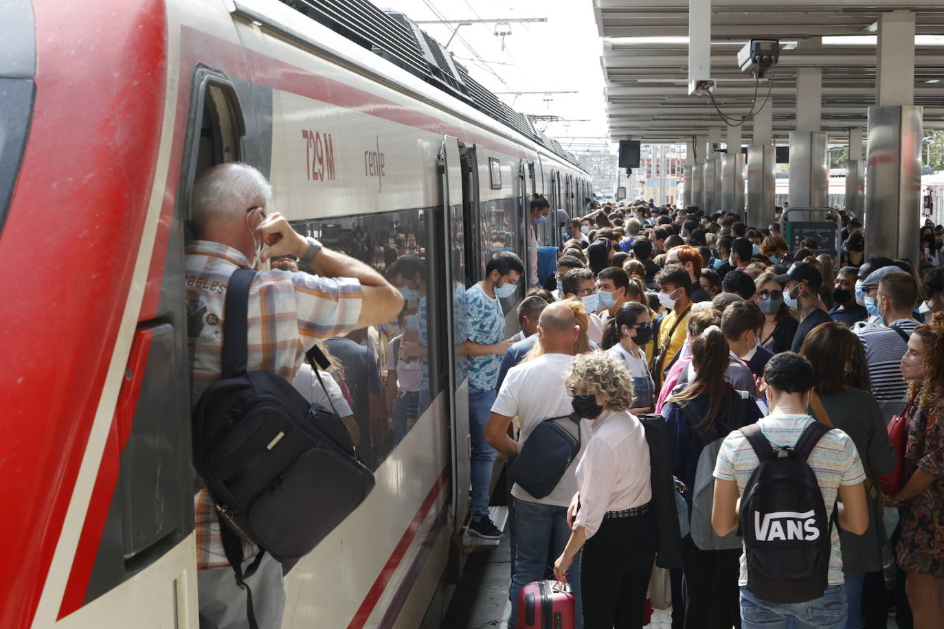 Fotos: La huelga de maquinistas de Renfe provoca cancelaciones en plena hora punta