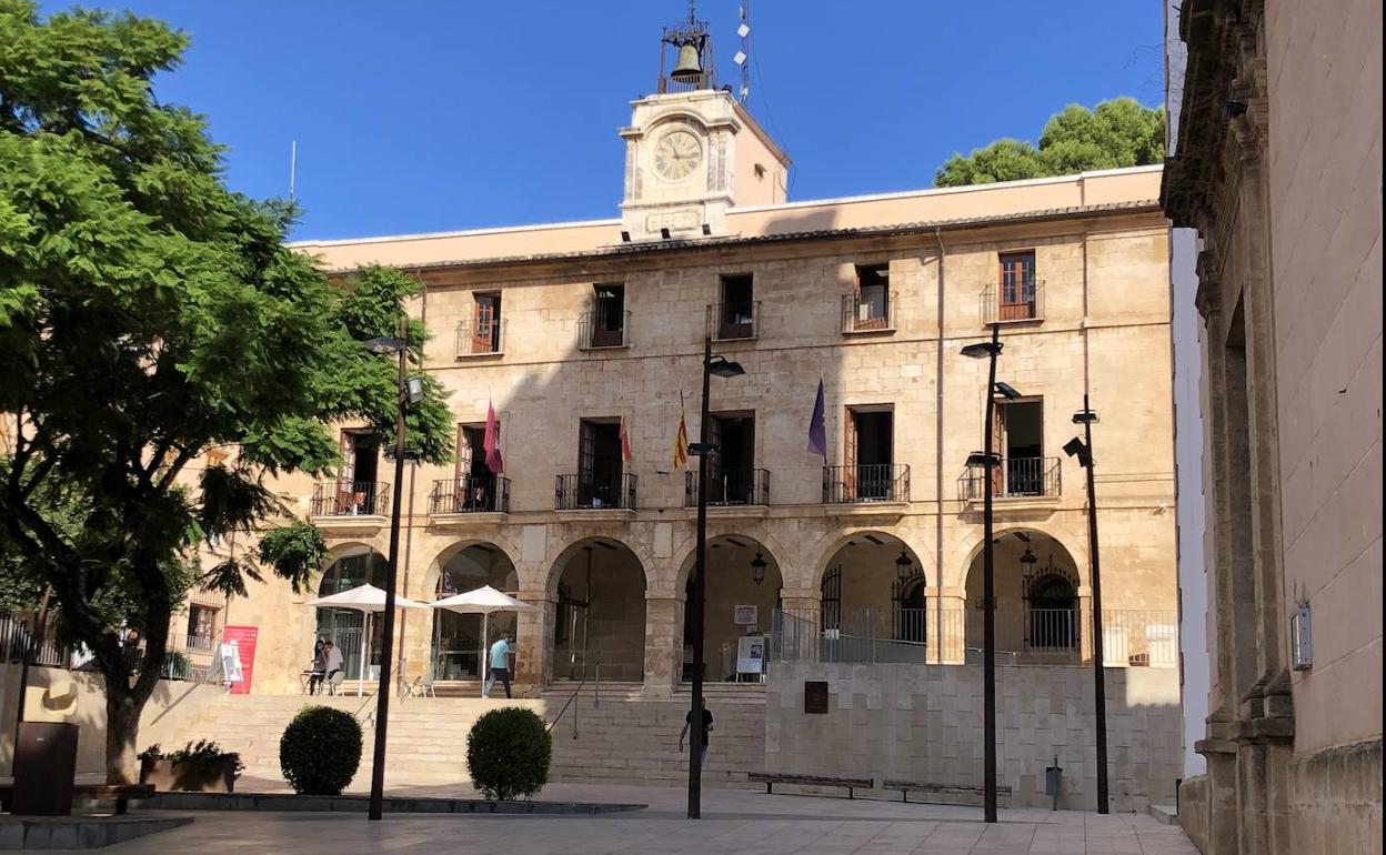 La Casa Consistorial de Dénia esta mañana. 