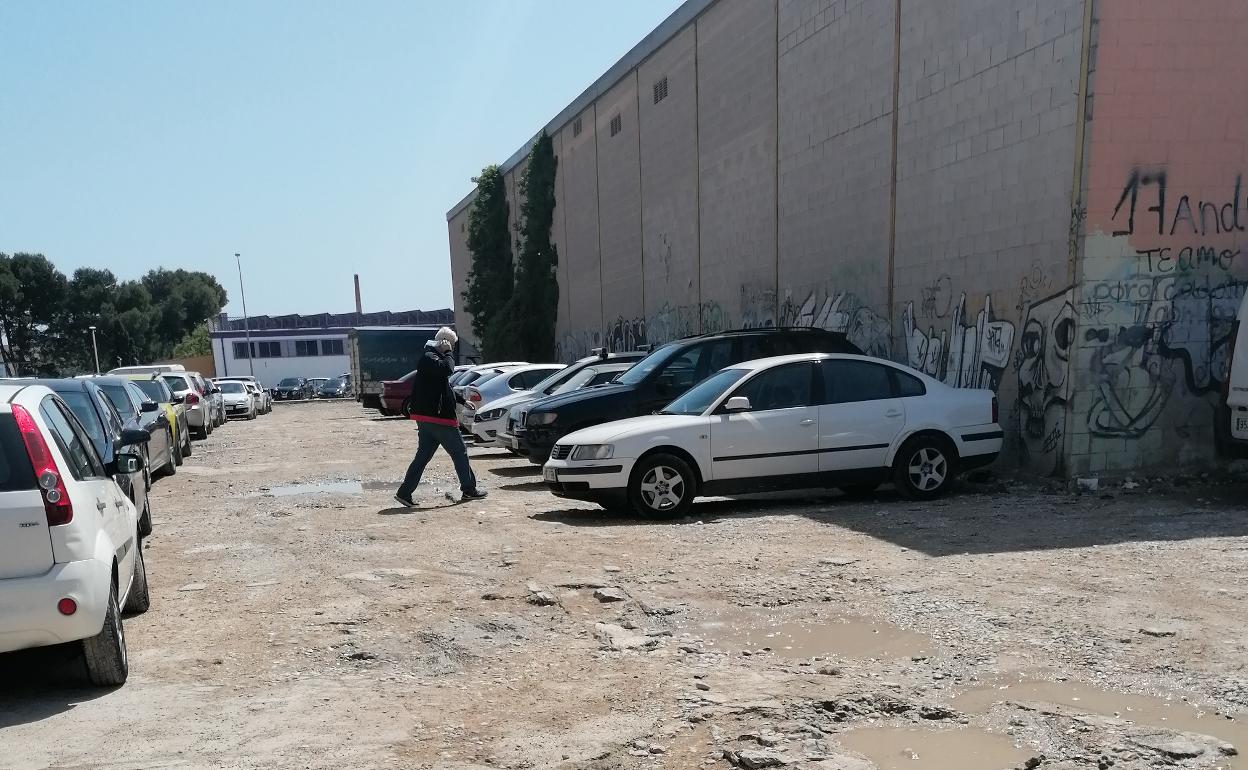 Daños en un aparcamiento del distrito de Corea en Gandia. 