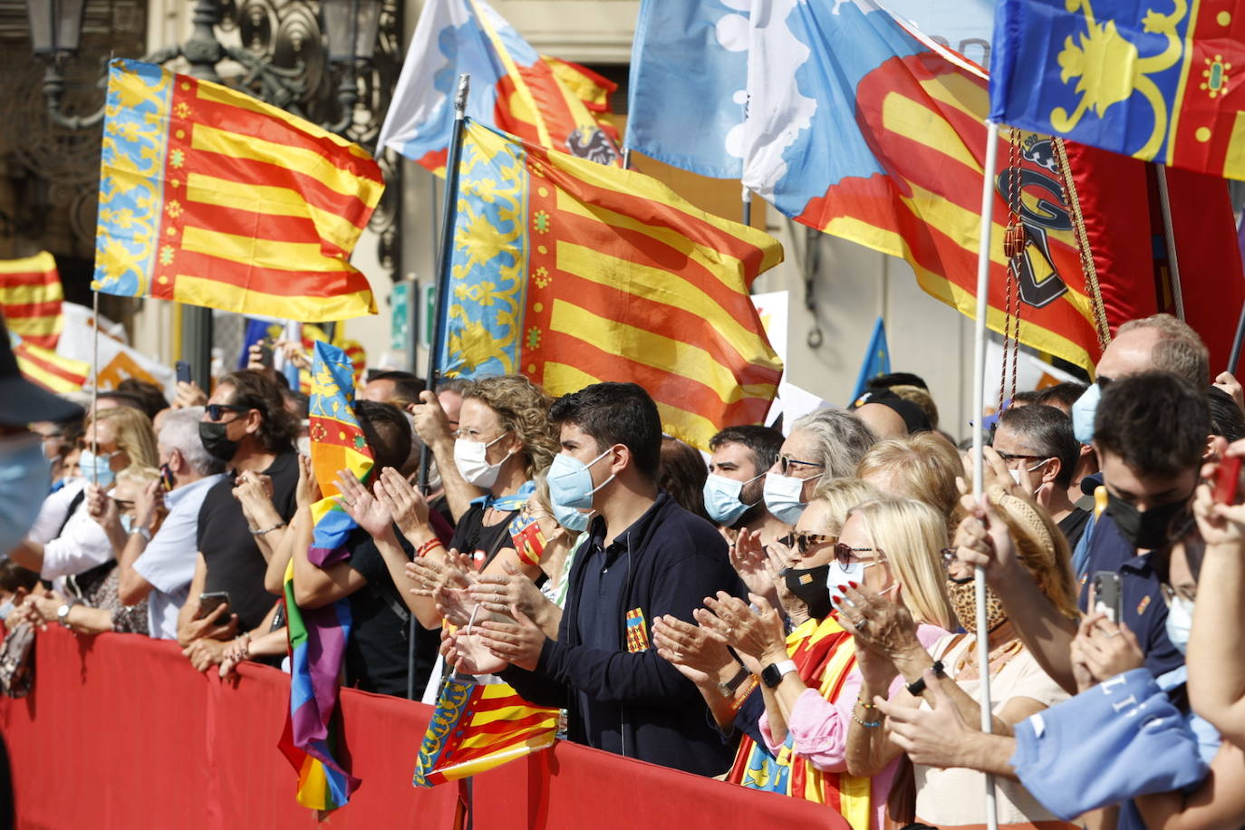 Fotos: Procesión cívica de Valencia por el 9 d&#039;Octubre de 2021