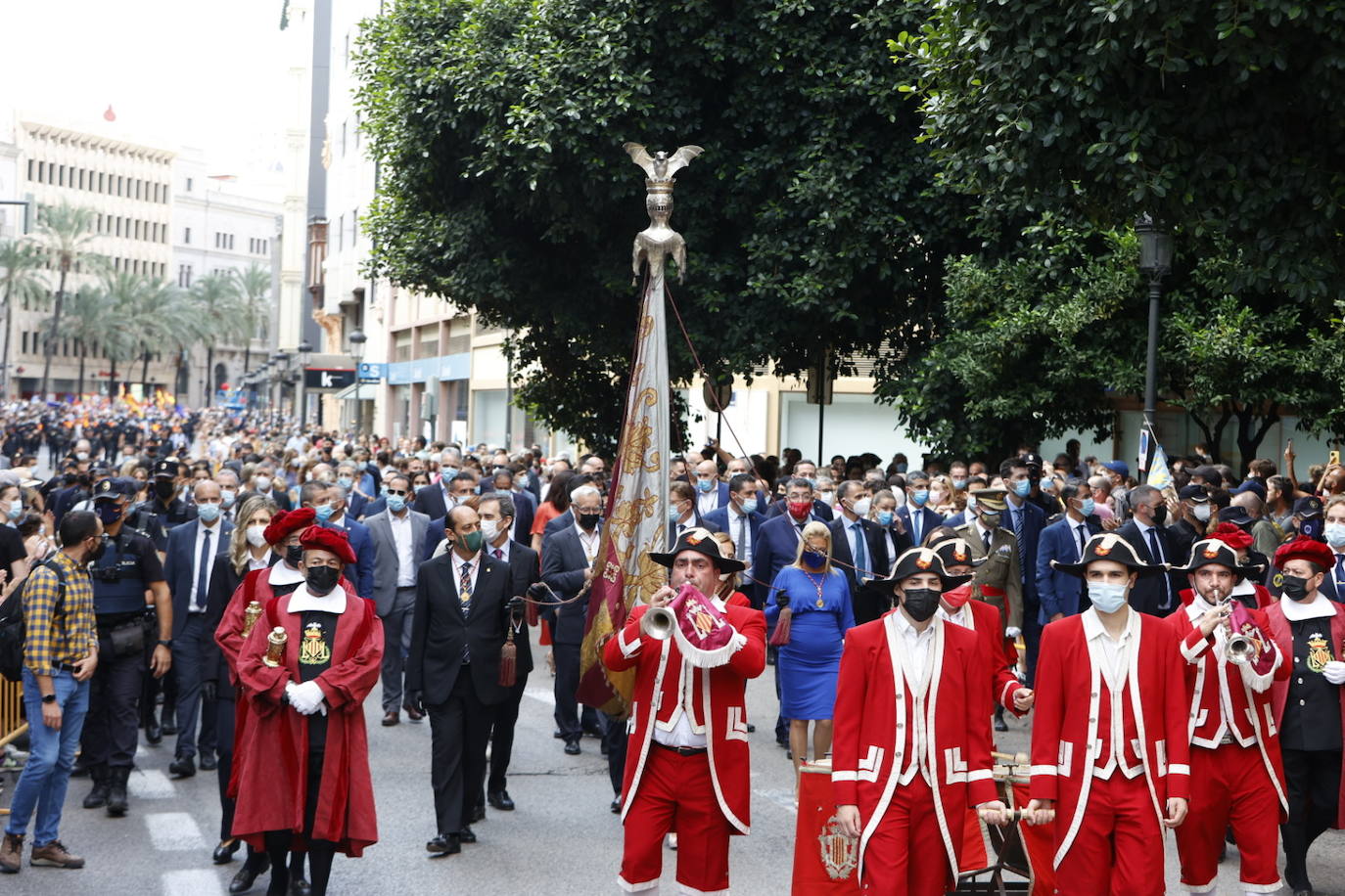 Fotos: Procesión cívica de Valencia por el 9 d&#039;Octubre de 2021