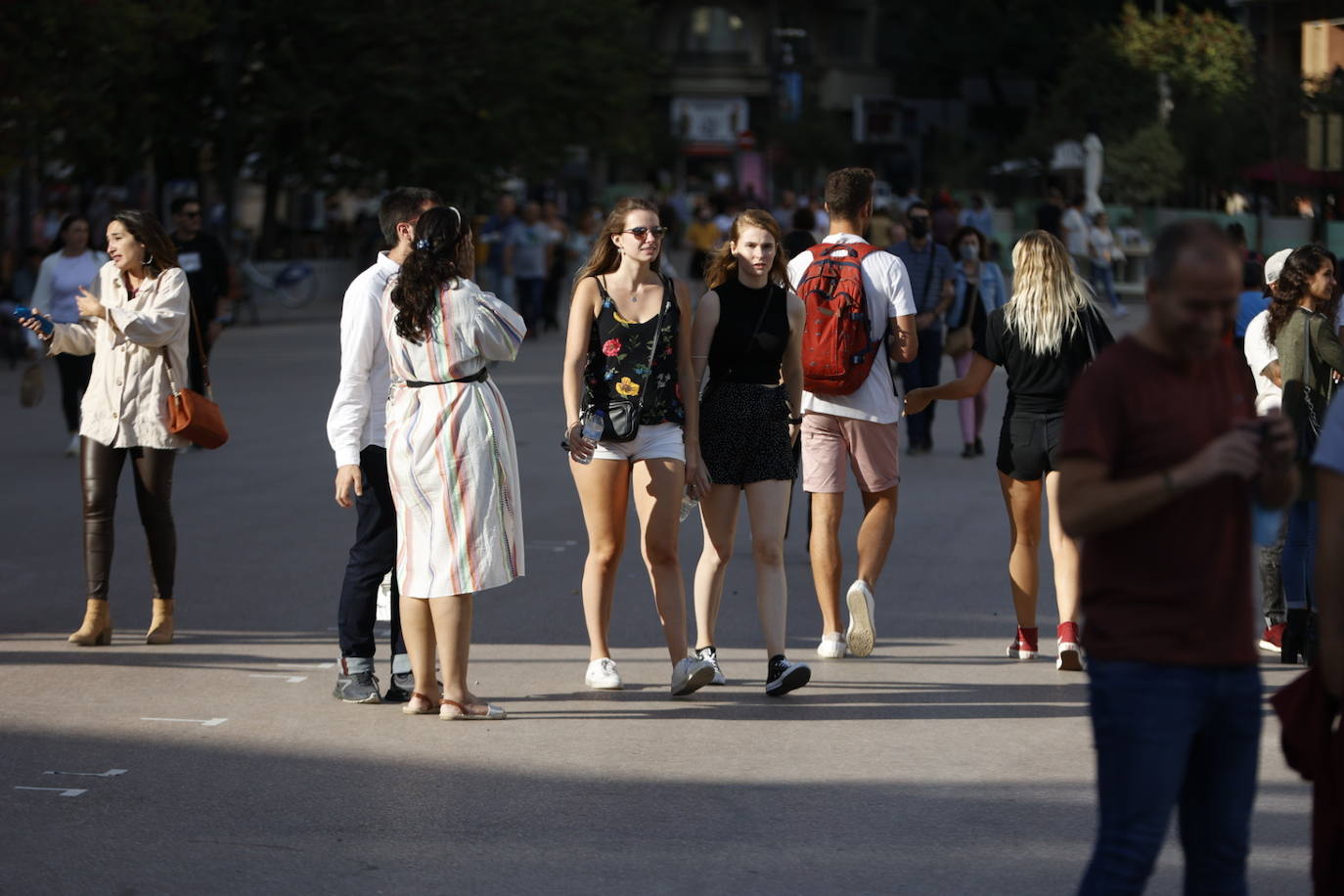 Turistas en el centro de Valencia.