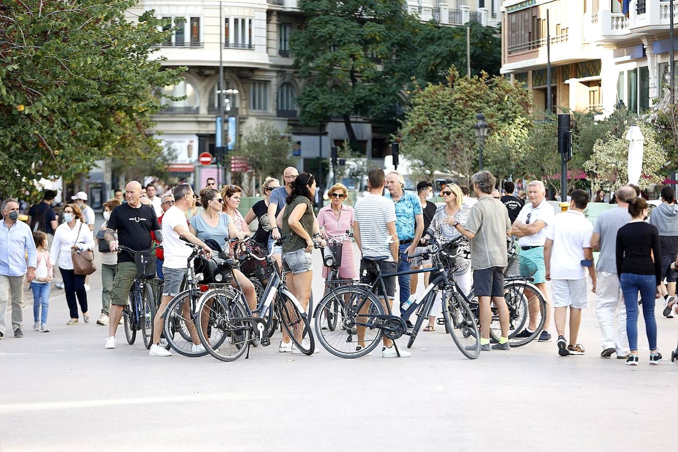 Turistas en el centro de Valencia.