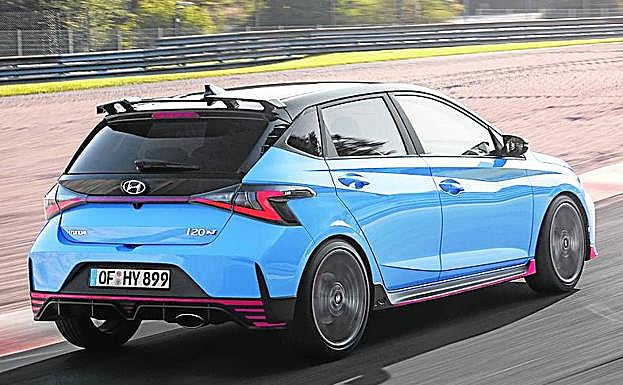 Grandes escapes y color azul exclusivo en toda la gama N.