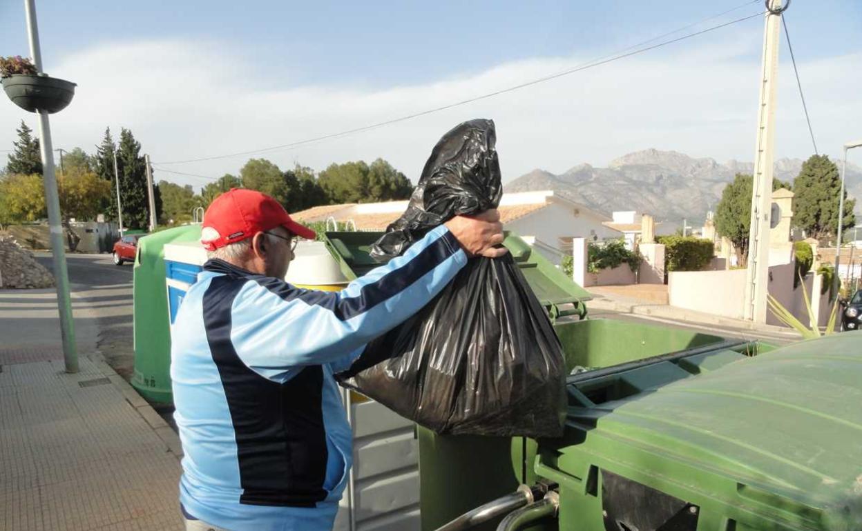 La Nucía: ayudas a la basura | La Nucía destina 15.000 euros a las ayudas al pago de la basura