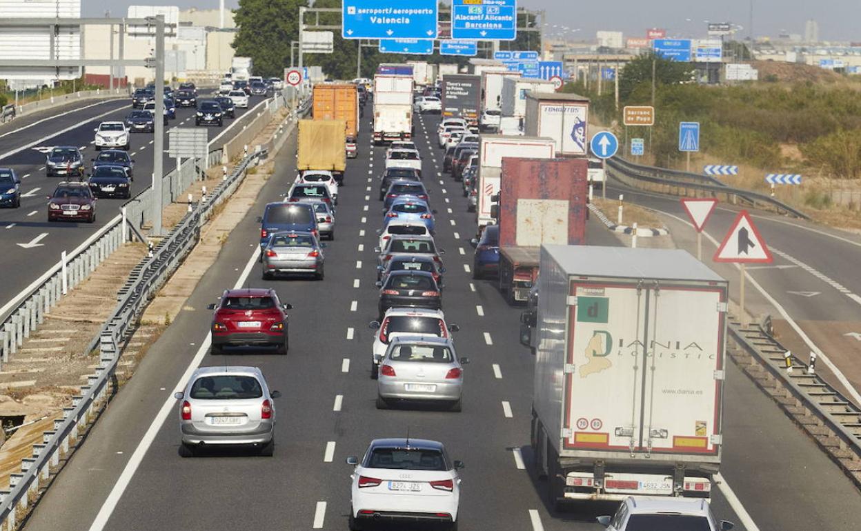 Retenciones en una entrada de Valencia. 