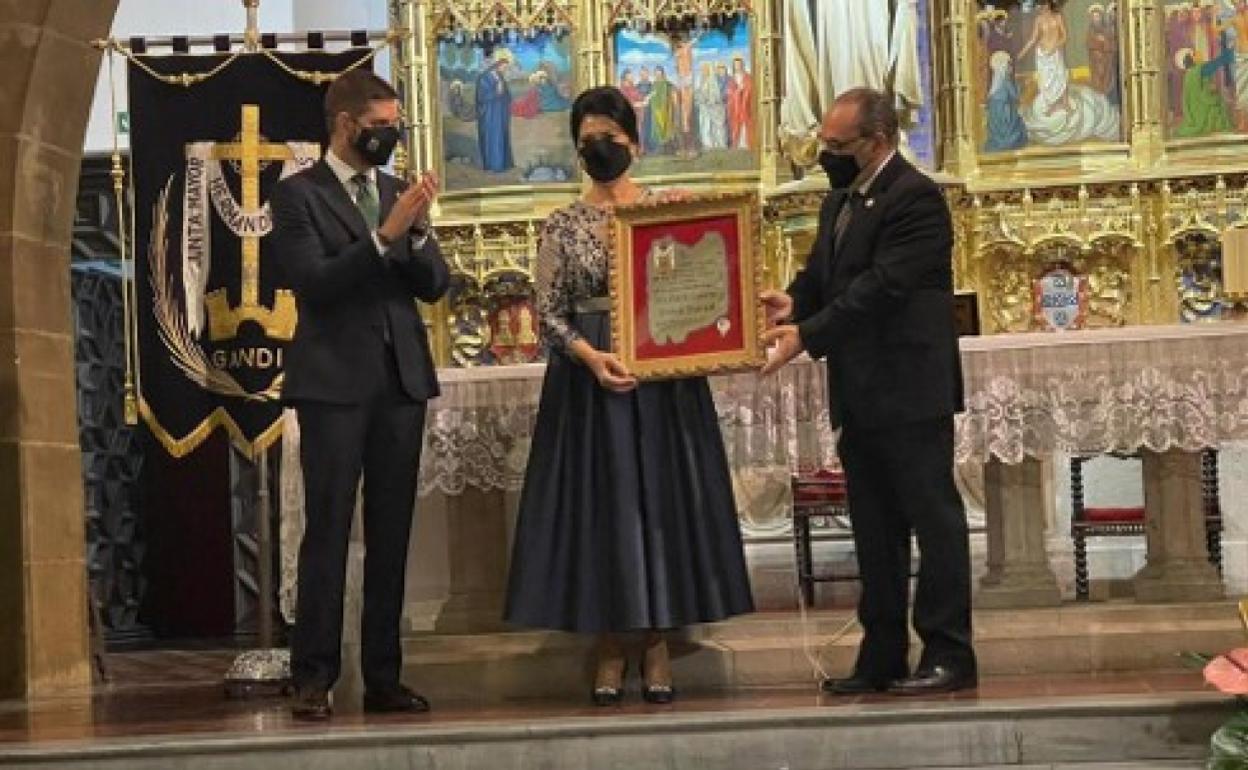 Presentación de Mari Carmen Sarrió como Madrina de la Semana Santa de Gandia