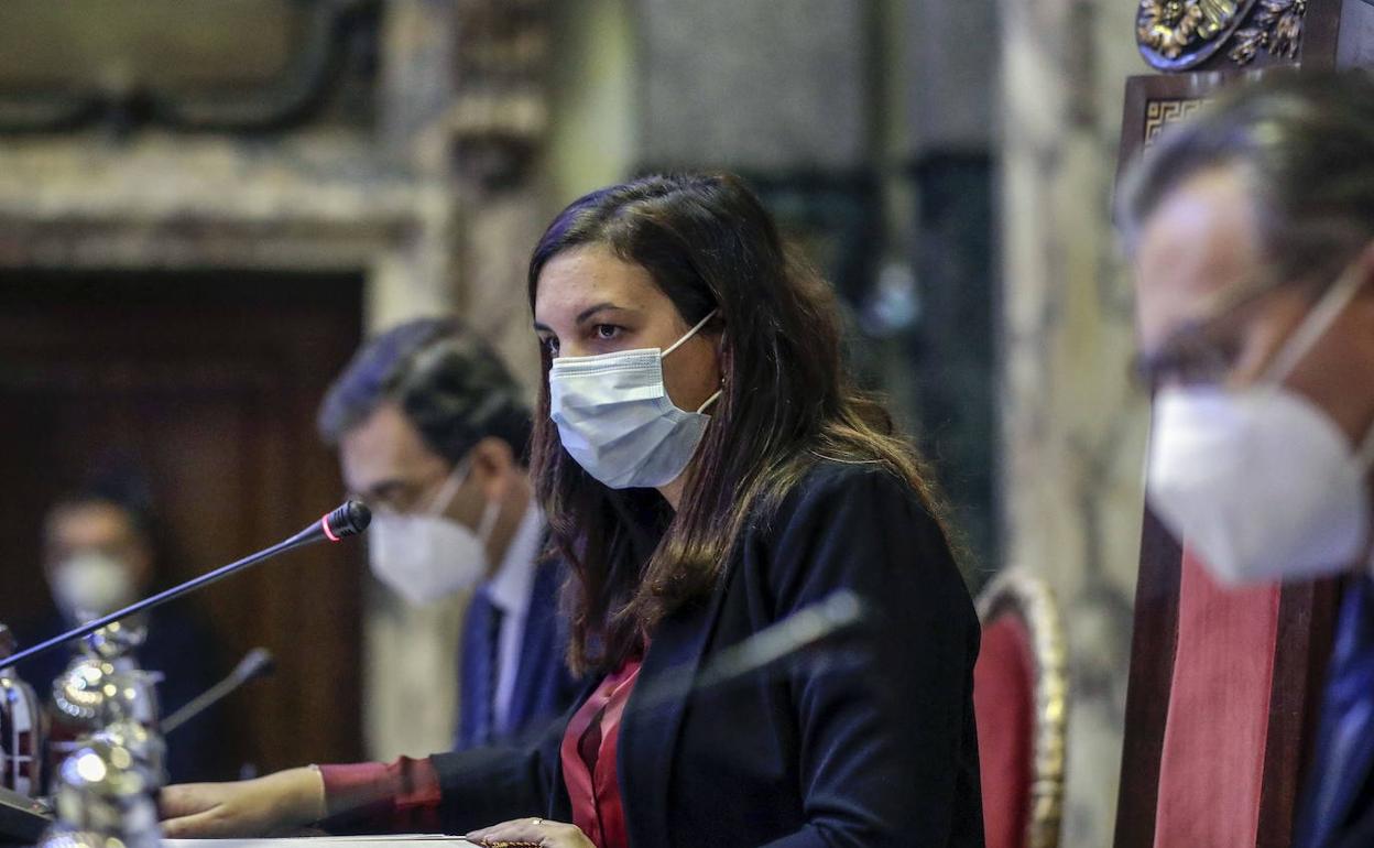 Sandra Gómez, durante un pleno del Ayuntamiento. 