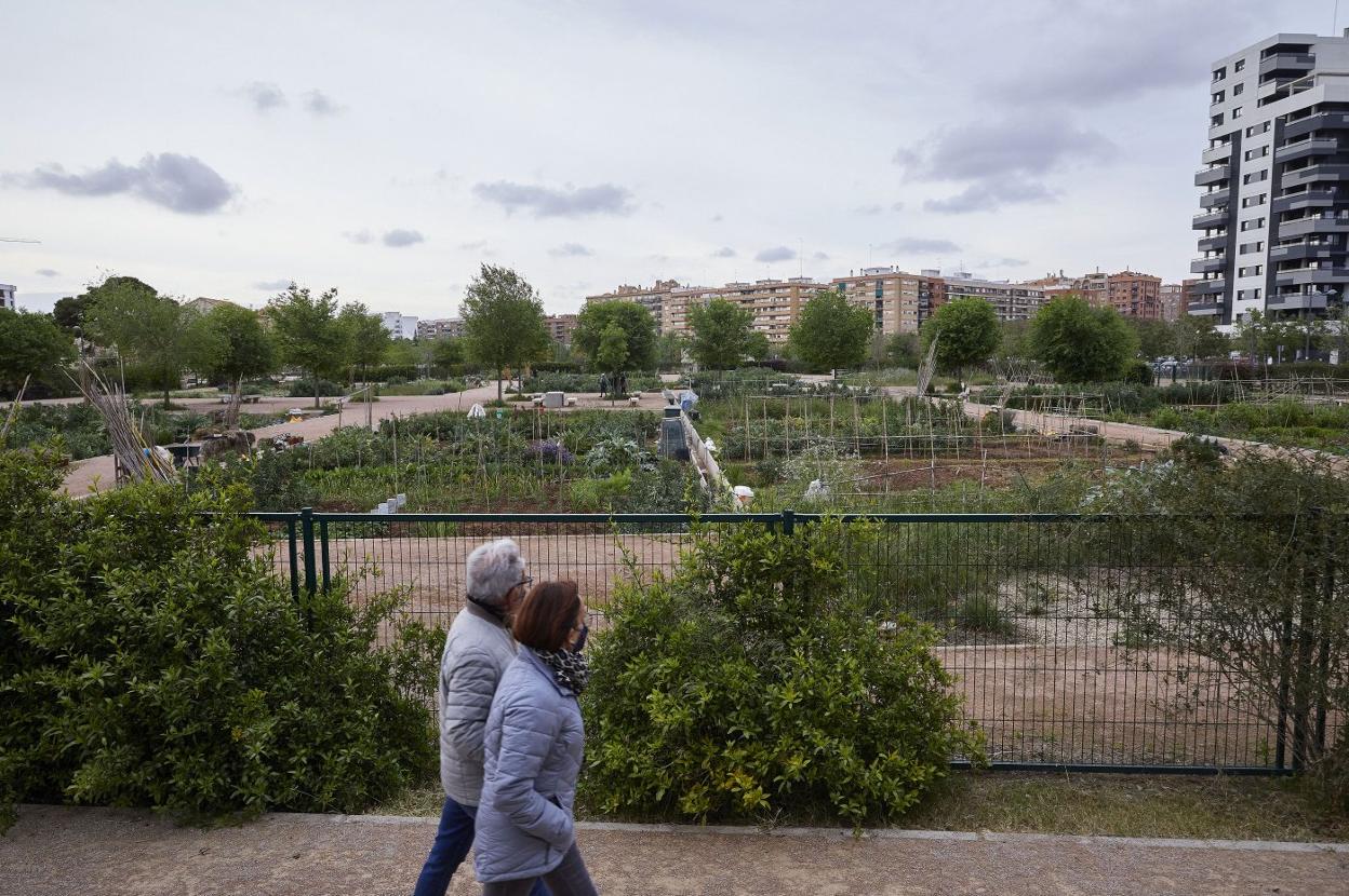 El parque de Malilla, uno de los emplazamientos de las estaciones. iván arlandis