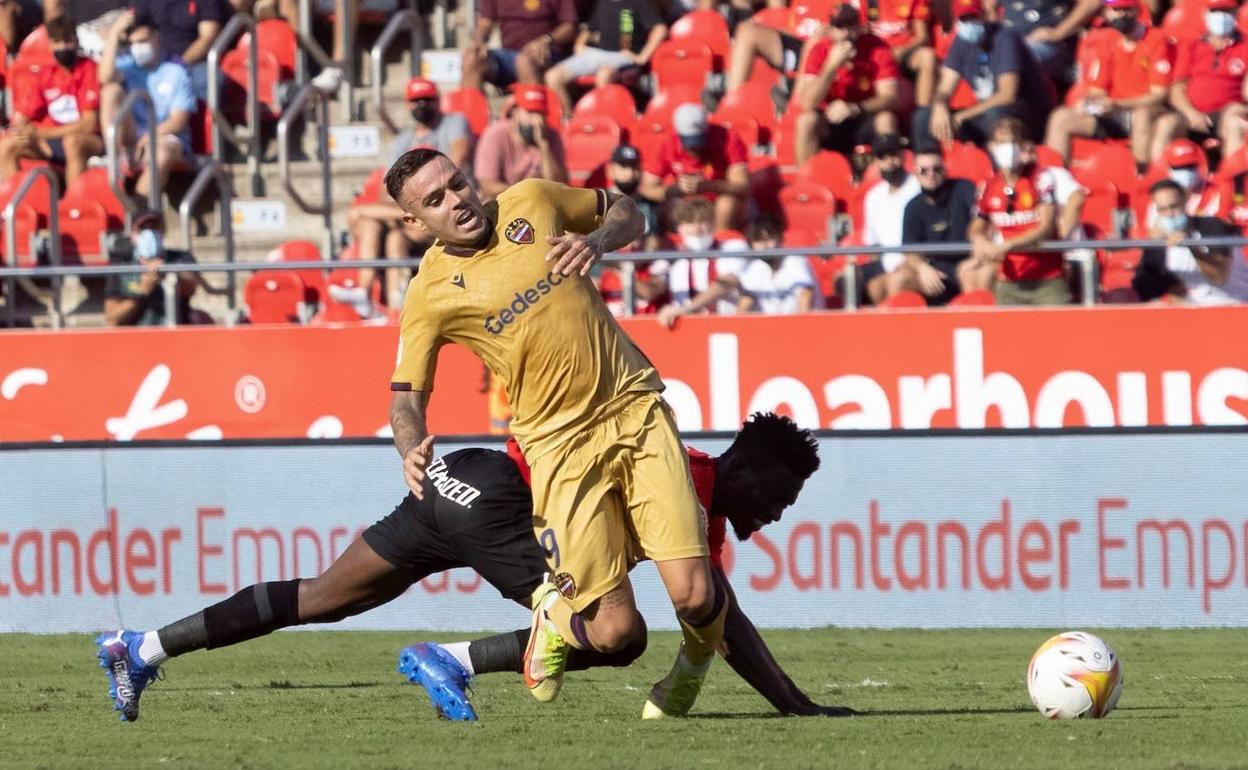 Roger Martí, durante el partido contra el Mallorca.