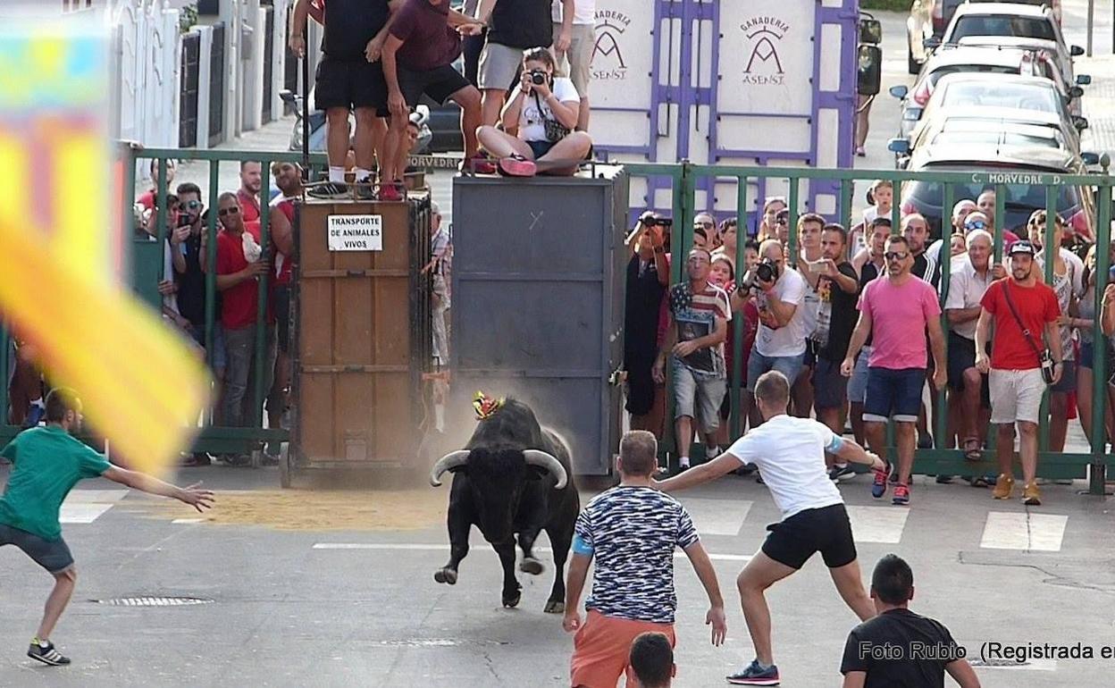 Una edición anterior de celebraciones taurinas en Canet. 