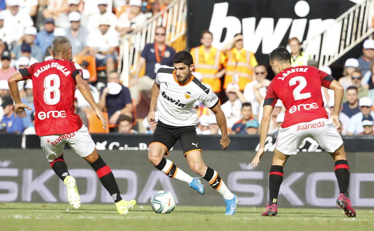 Guedes en el último partido del Mallorca en Mestalla