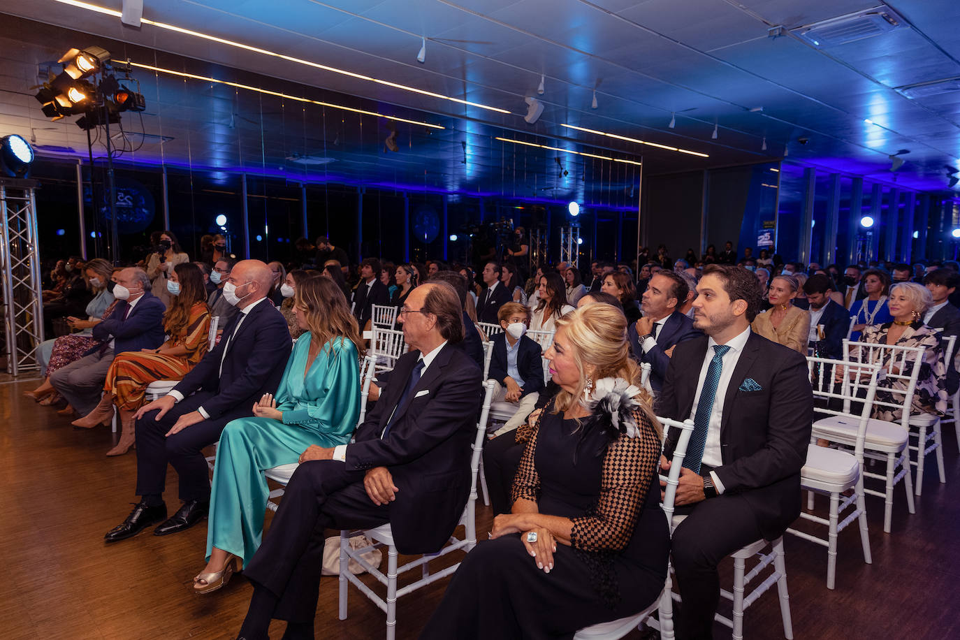 Fotos: Marta Sánchez canta un cumpleaños muy especial en el Veles e Vents