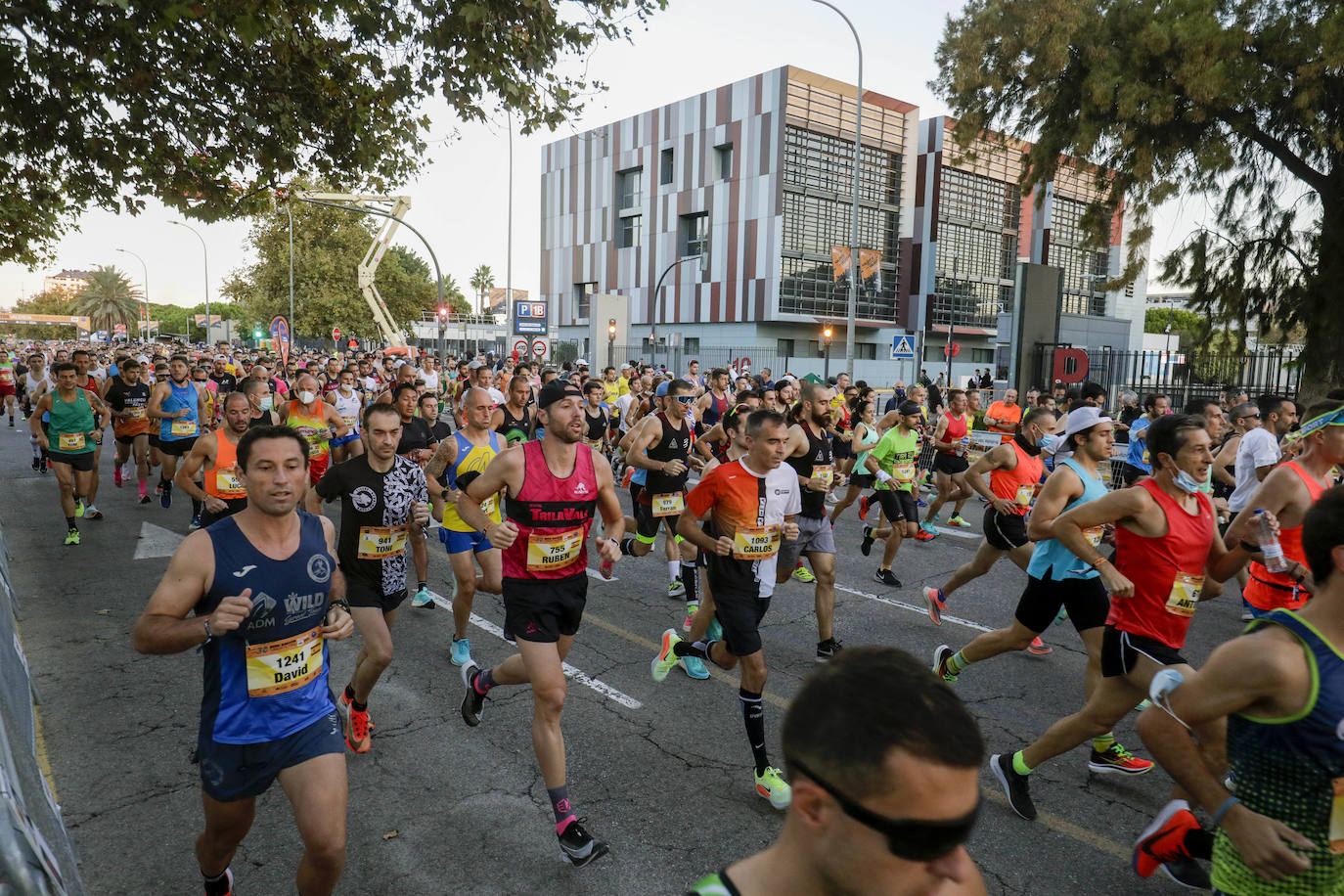 Fotos: Medio Maratón de Valencia 2021: búscate en la salida