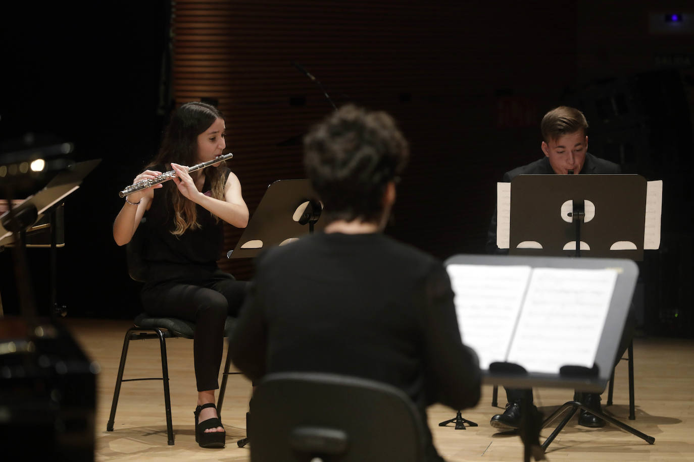 De la mano de Merche Femenía, treinta intérpretes valencianos demuestran su calidad artística en una jornada para el recuerdo 