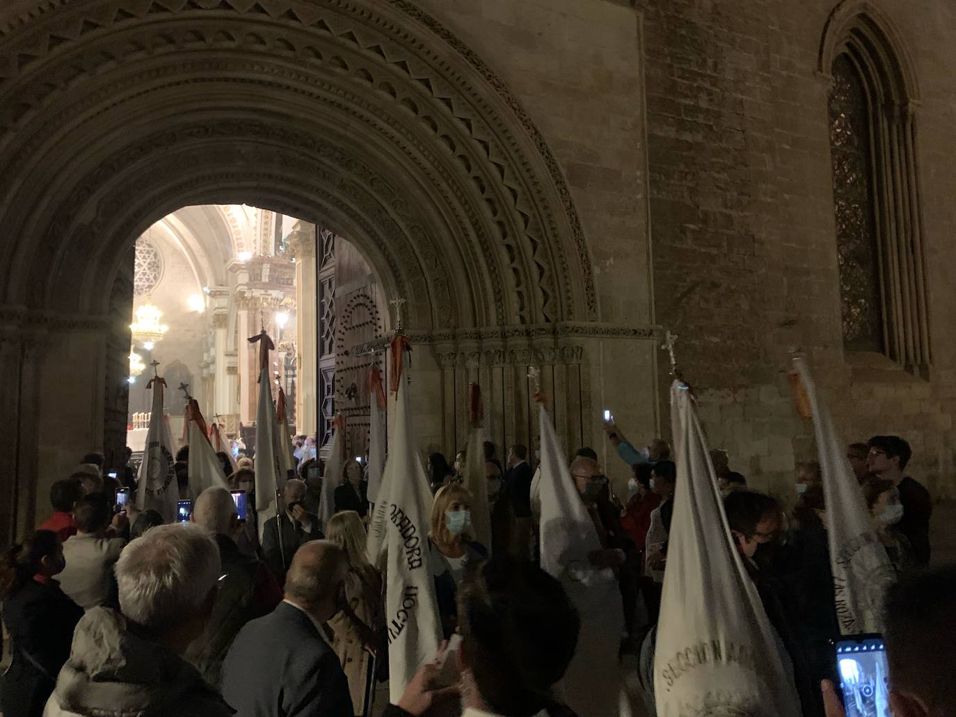 La obra sale de la Catedral fuera de la fiesta del Corpus por primera vez desde 1972 y lo hace con motivo de la vigilia nacional de la Adoración Nocturna Española (ANE) y de la Adoración Nocturna Femenina Española (ANFE).