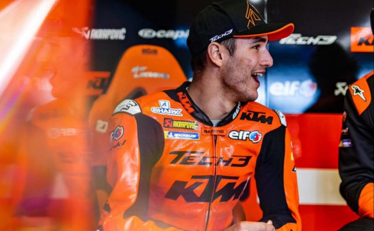 Iker Lecuona, compitiendo con KTM en MotoGP 