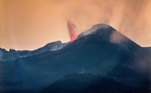 Erupción del volcán Teneguía, en 1971.