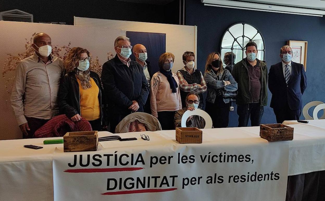 La asociación agrupa a 18 familias afectadas de las residencias de Alcoy y Cocentaina. 