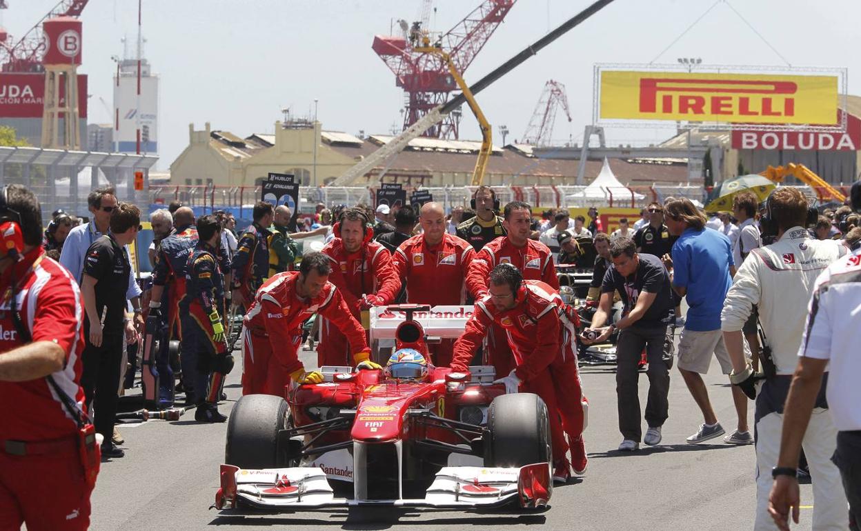 El ferrari de Fernando Alonso, antes de la carrera de Valencia.